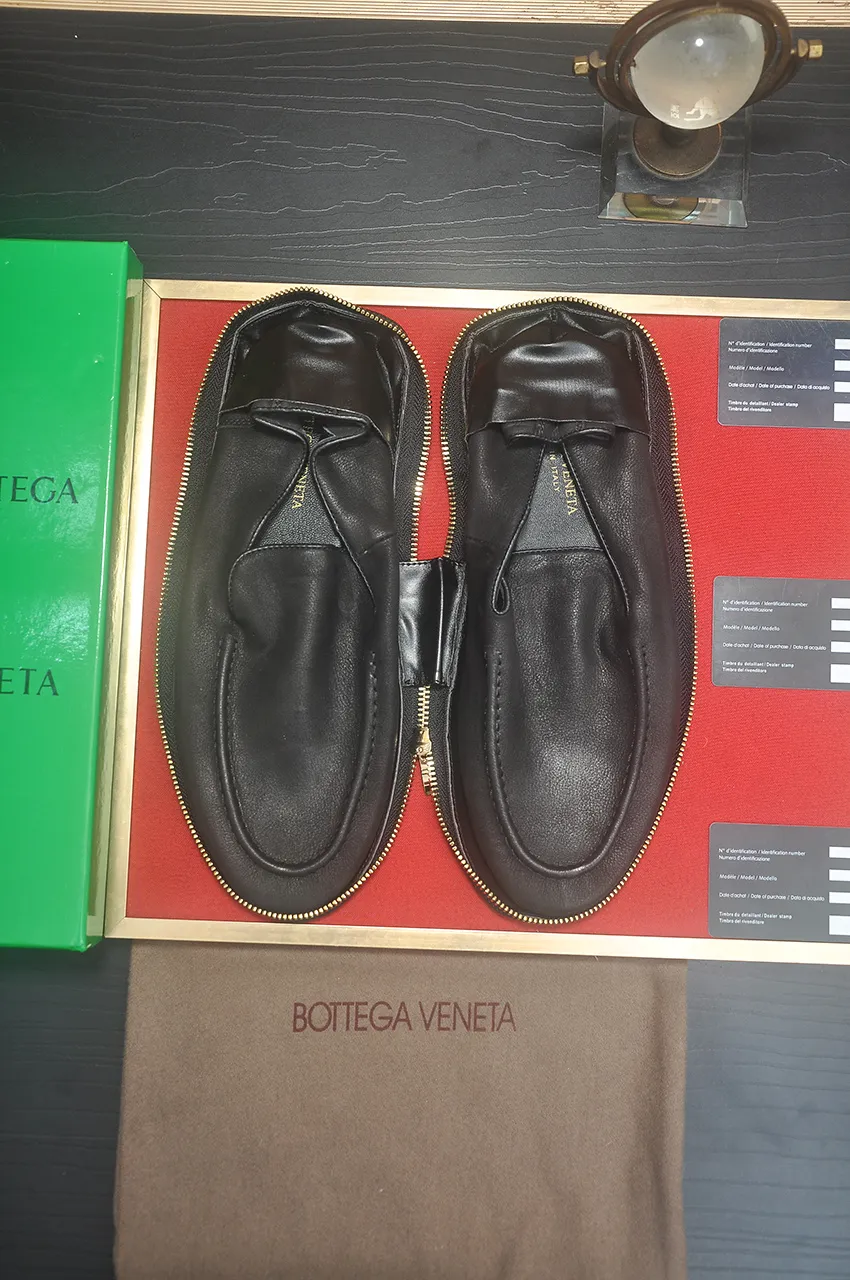 Men's shoes 💰460💶 [Botteg Venetta (BV)] (wallet shoes) exclusive new model official website new model The upper is made of high-quality top calfskin. Delicate feel and flowing luxurious texture. Tailored for refined men to create a noble aura. Delicate and regular Mark hand stitching. Smooth lines. Full sheepskin lining, comfortable to wash sweat. 38-44